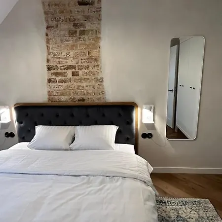 B34 Loft Apartmán *